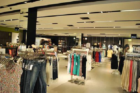  郎溪商场里的店面怎么装修？